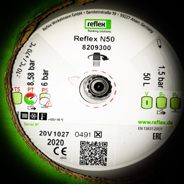 REFLEX "N 18" típusjelű membrános tágulási tartály, 18 literes, P 4,0 bar, szürke színben (8204301)
